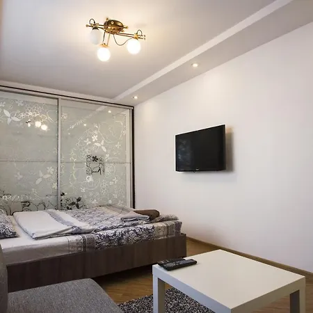 Aparton Kolasa 8